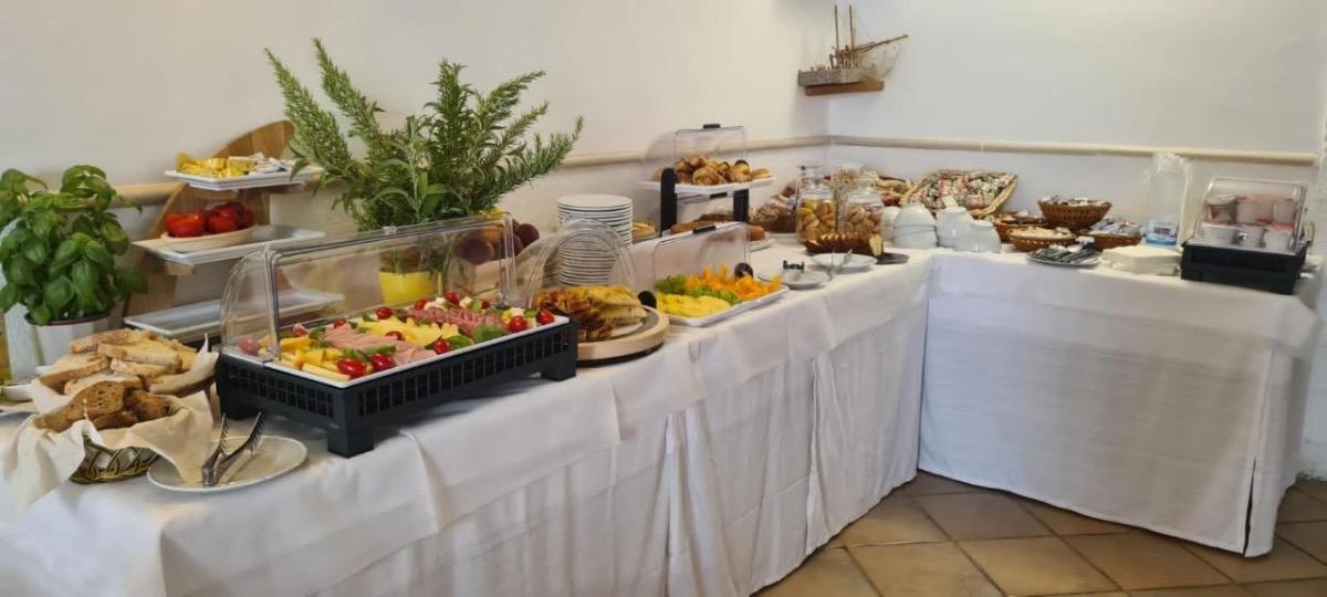 La colazione di HOTEL PUNTA SAN FRANCESCO