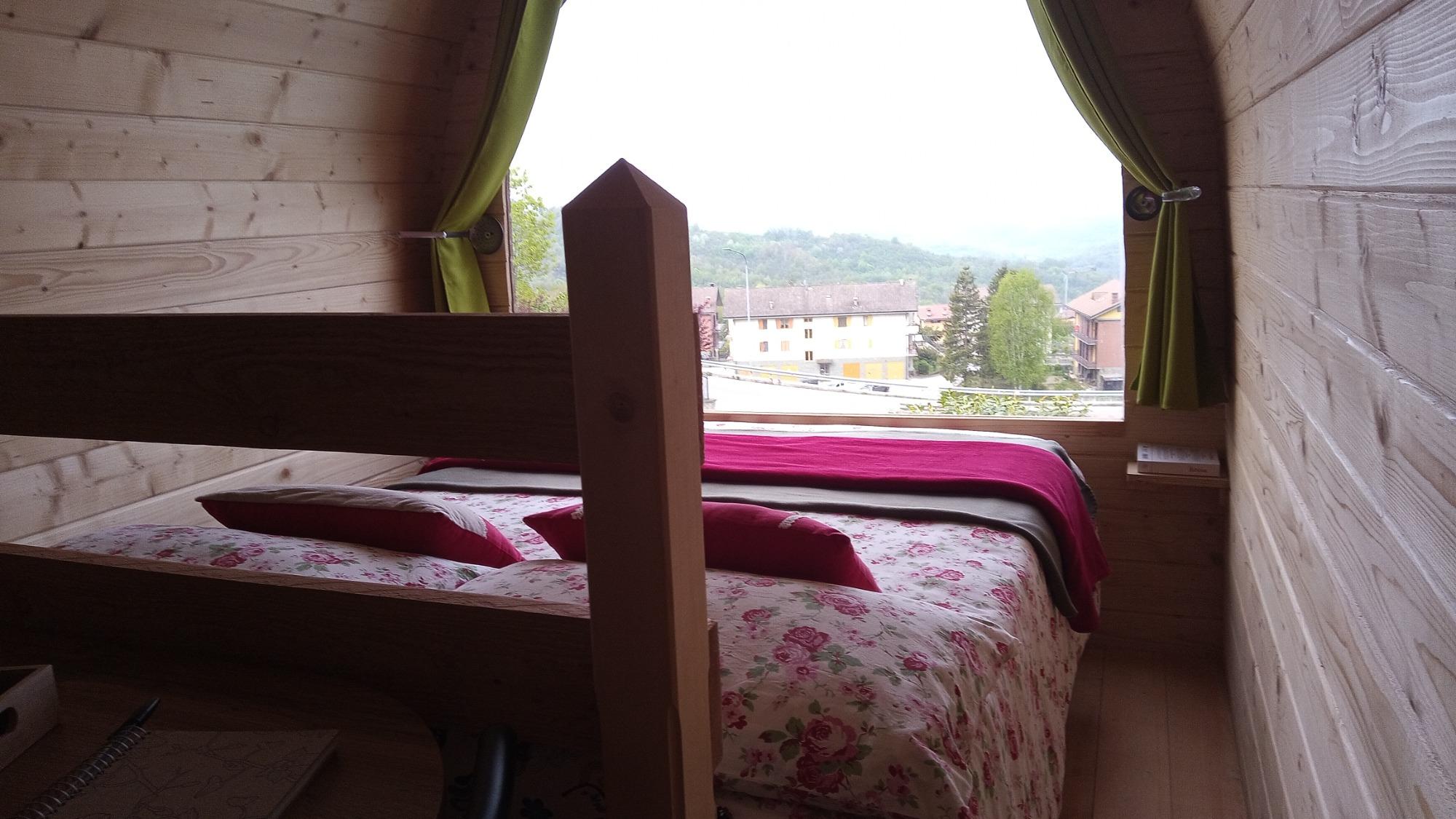 Interno Camera Glamping Il Bricco del Trobolo
