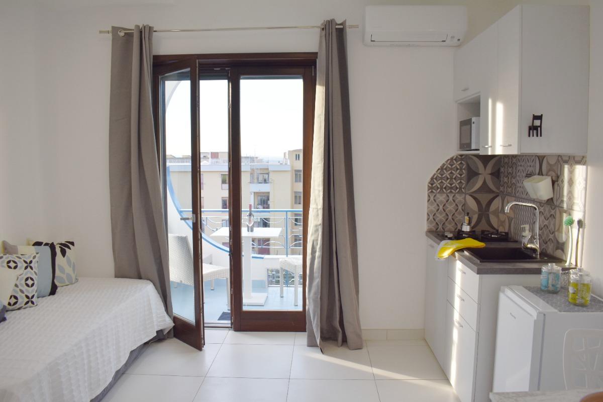 Dining room, private terrace, large, bright and welcoming, Lume Sorrento