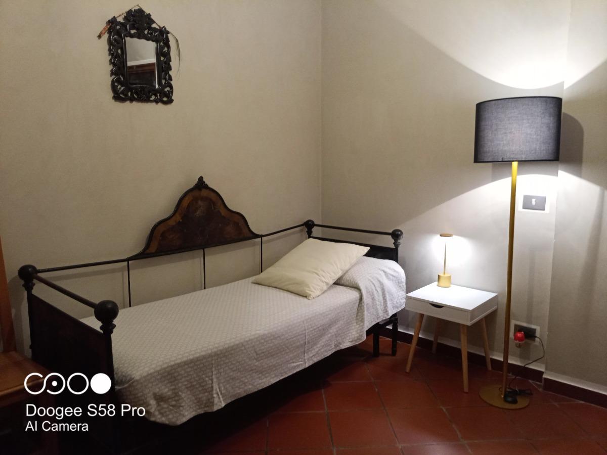 stanza d'ingresso, SINGOLA