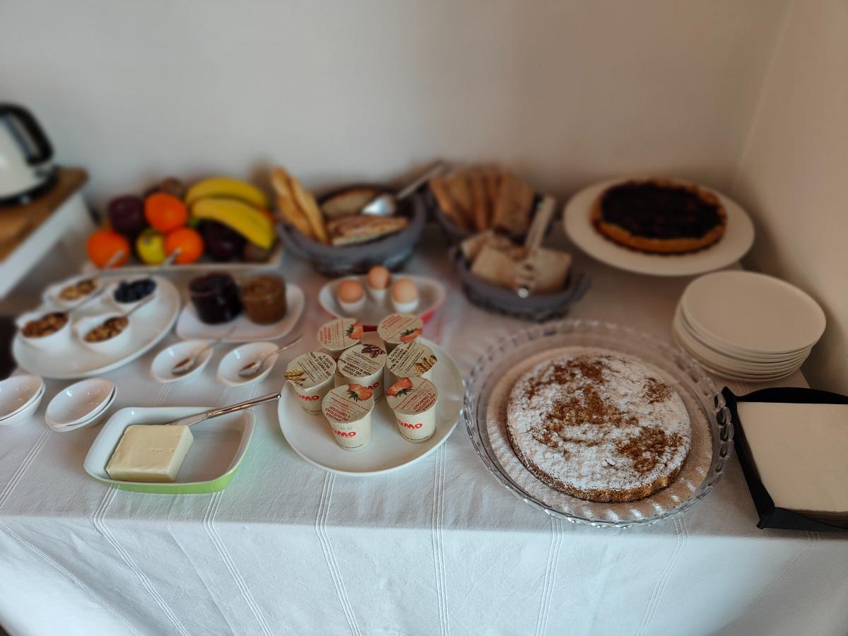 La colazione di B&B VILLA LETIZIA
