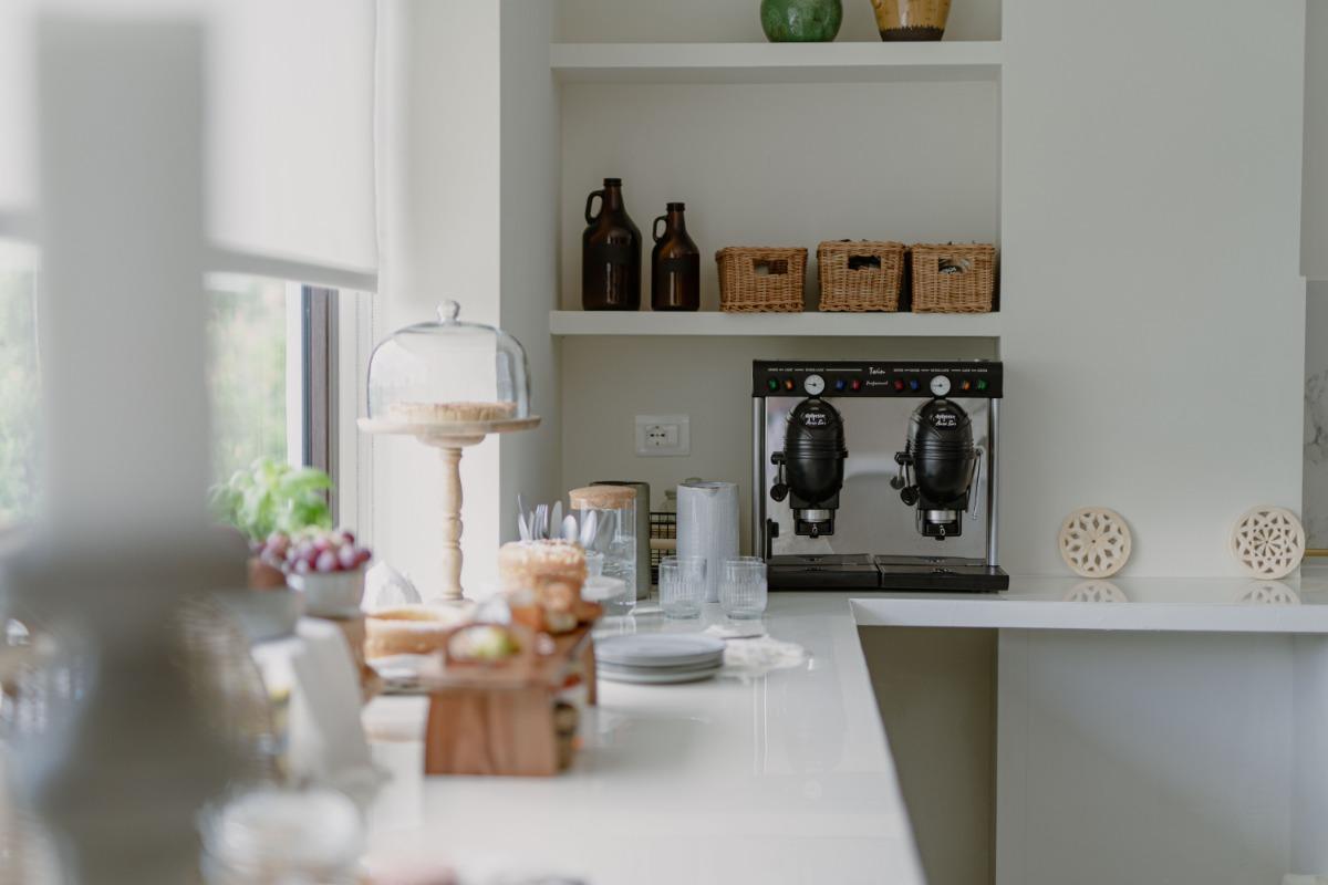 La colazione di DIMORA MANFREDO ECO B&B LUXURY