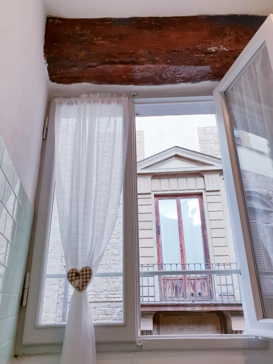 Finestra della cucina con affaccio su Palazzo Vecchio