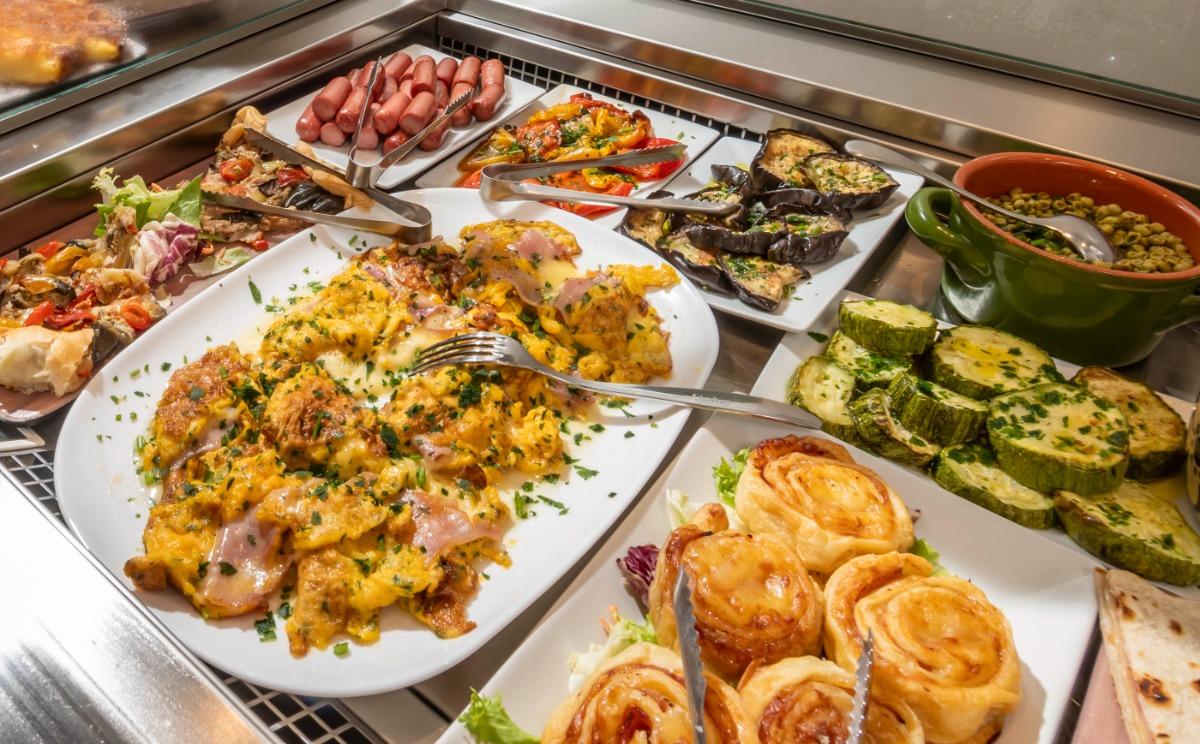La colazione di B&B PRIMROSE RESIDENCE HOTEL