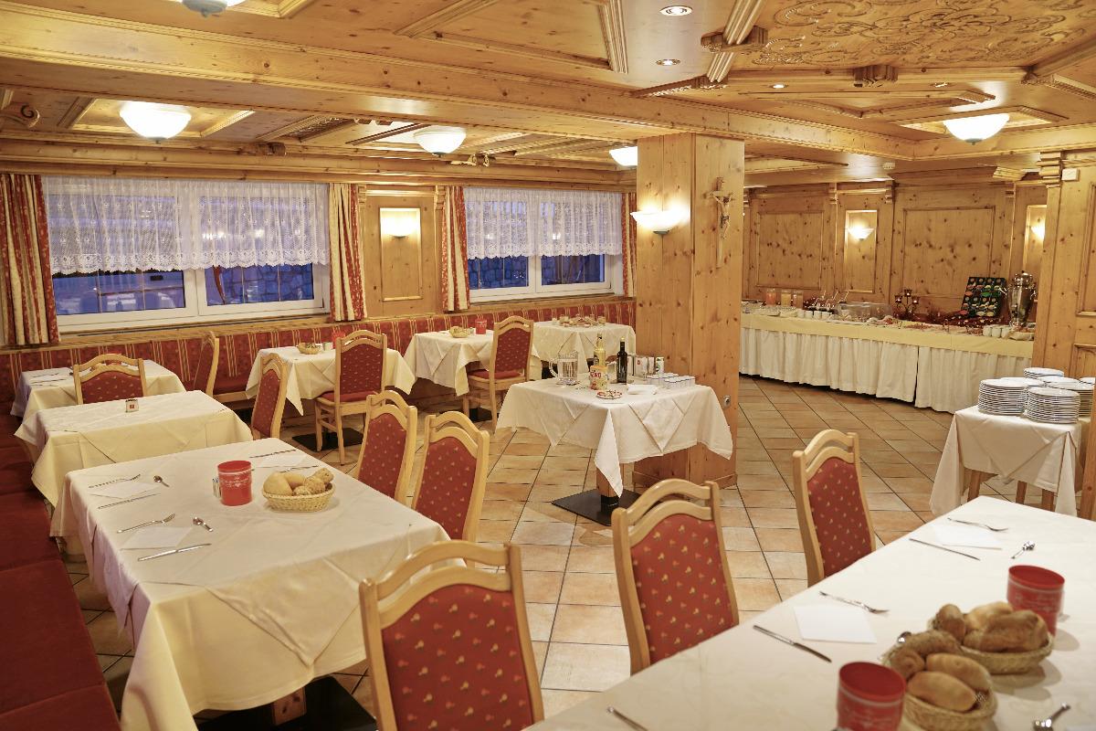 Breakfast room