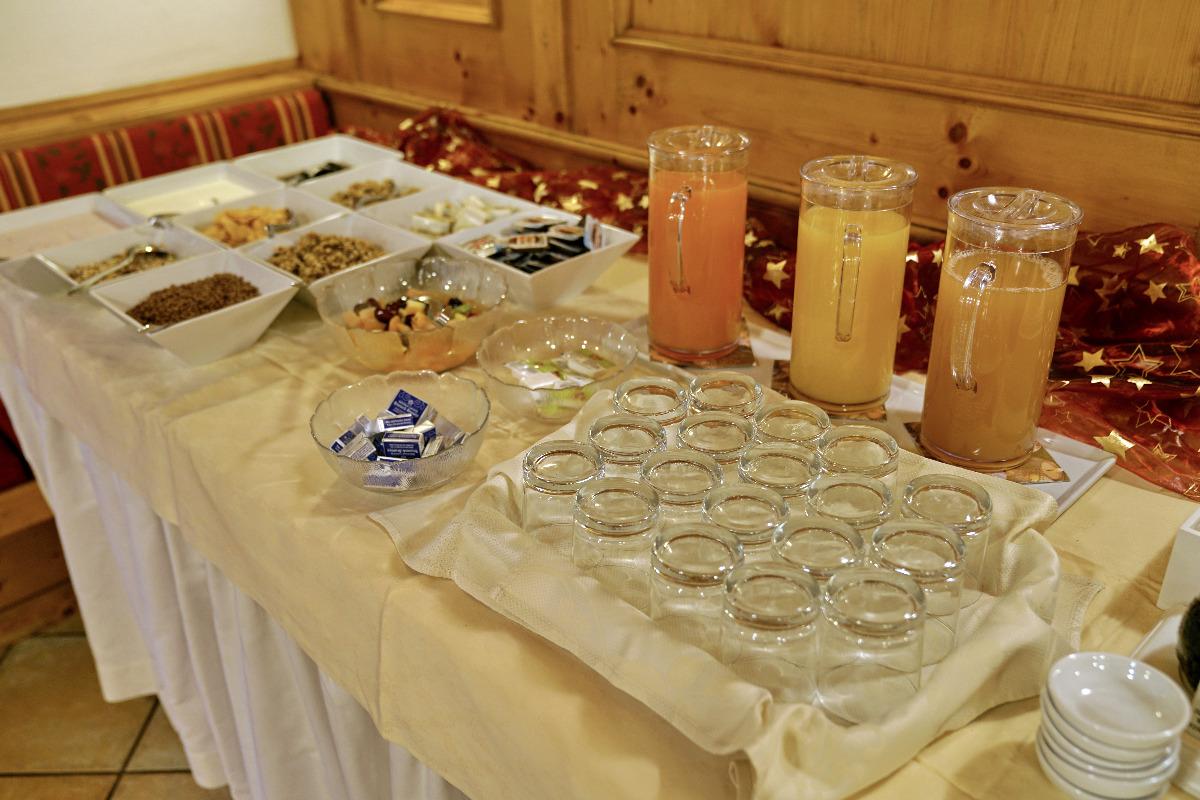 Breakfast buffet