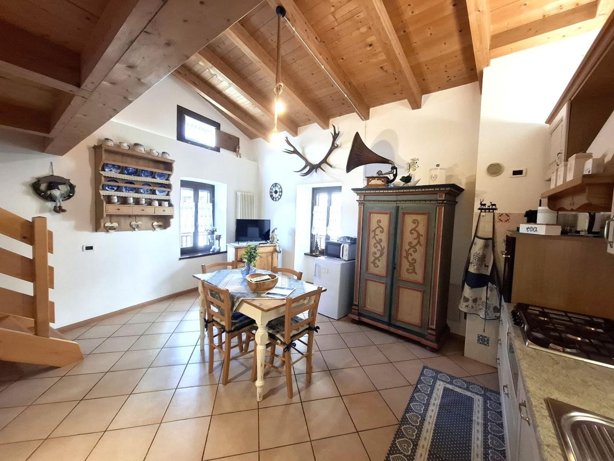 Il LOFT DELLA PERPETUA soggiorno con angolo cottura