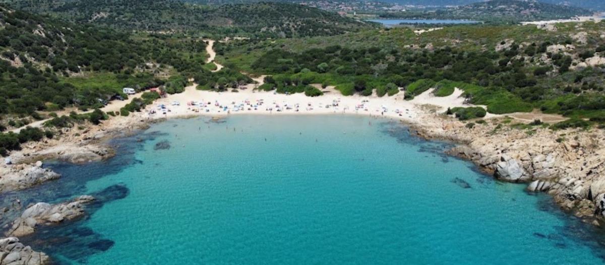 Spiaggia Cala Cipolla-Chia