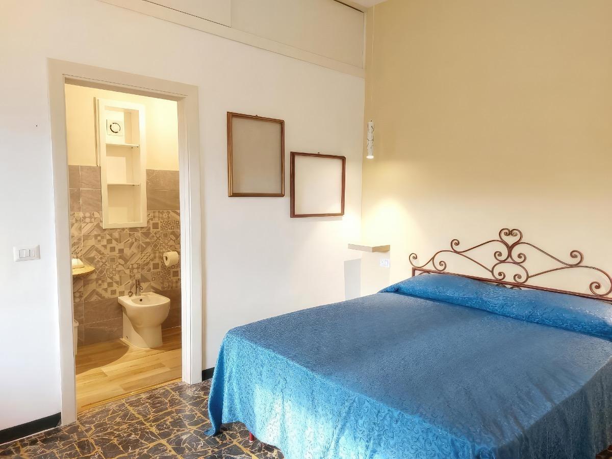 HAPPY LUCCA CAMERA1 MATRIMONIALE CON BAGNO PRIVATO