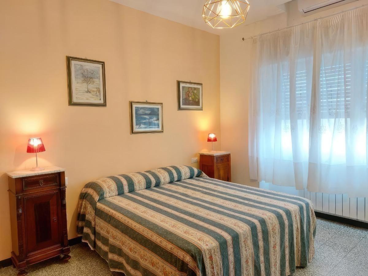 LT HAPPY LUCCA CAMERA NR.2 DOPPIA/ MATRIMONIALE CON BAGNO PRIVATO ESTERNO