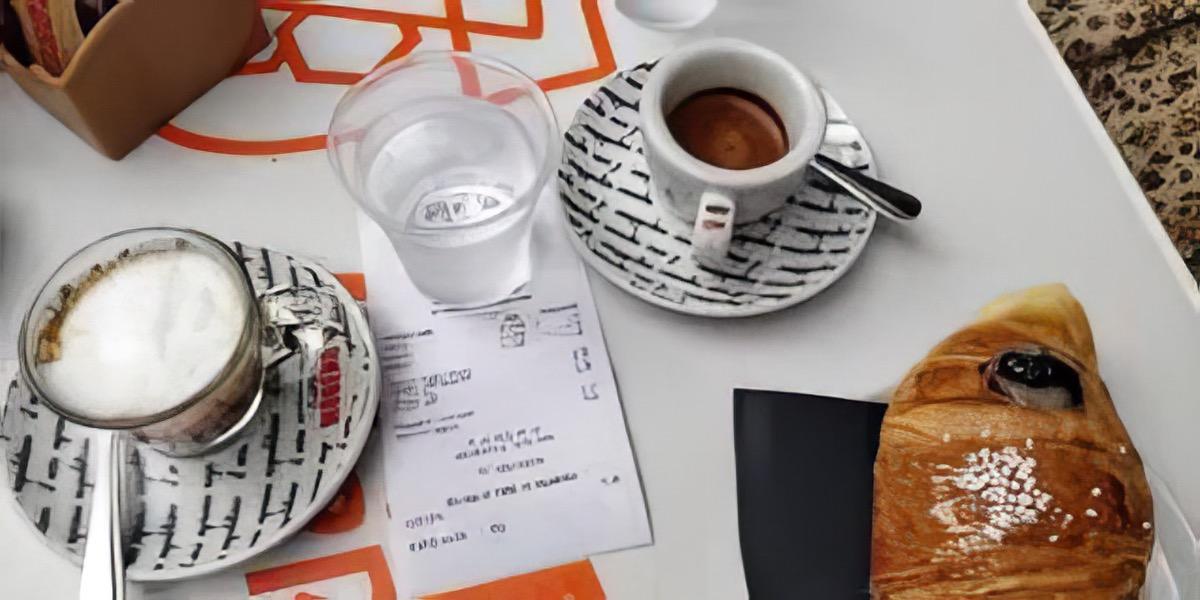 La colazione di B&B SAN GENNARO IN PORTA