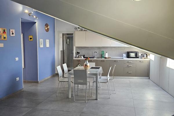 Wanda House