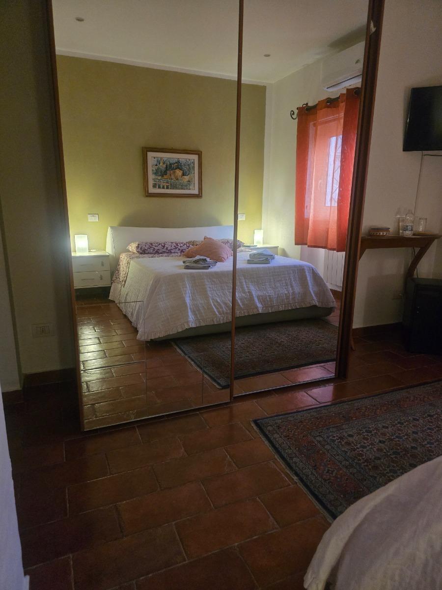 De Luxe Confort con bagno interno Sarzana