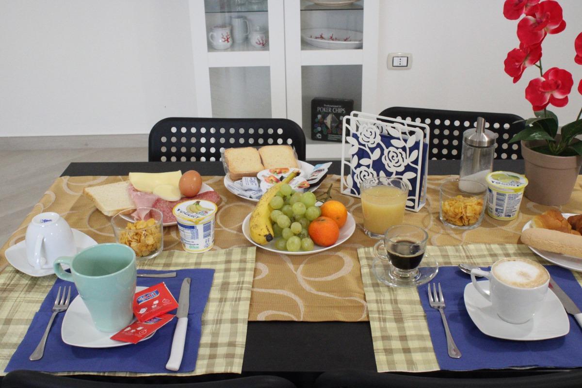 La colazione di JANAS B&B
