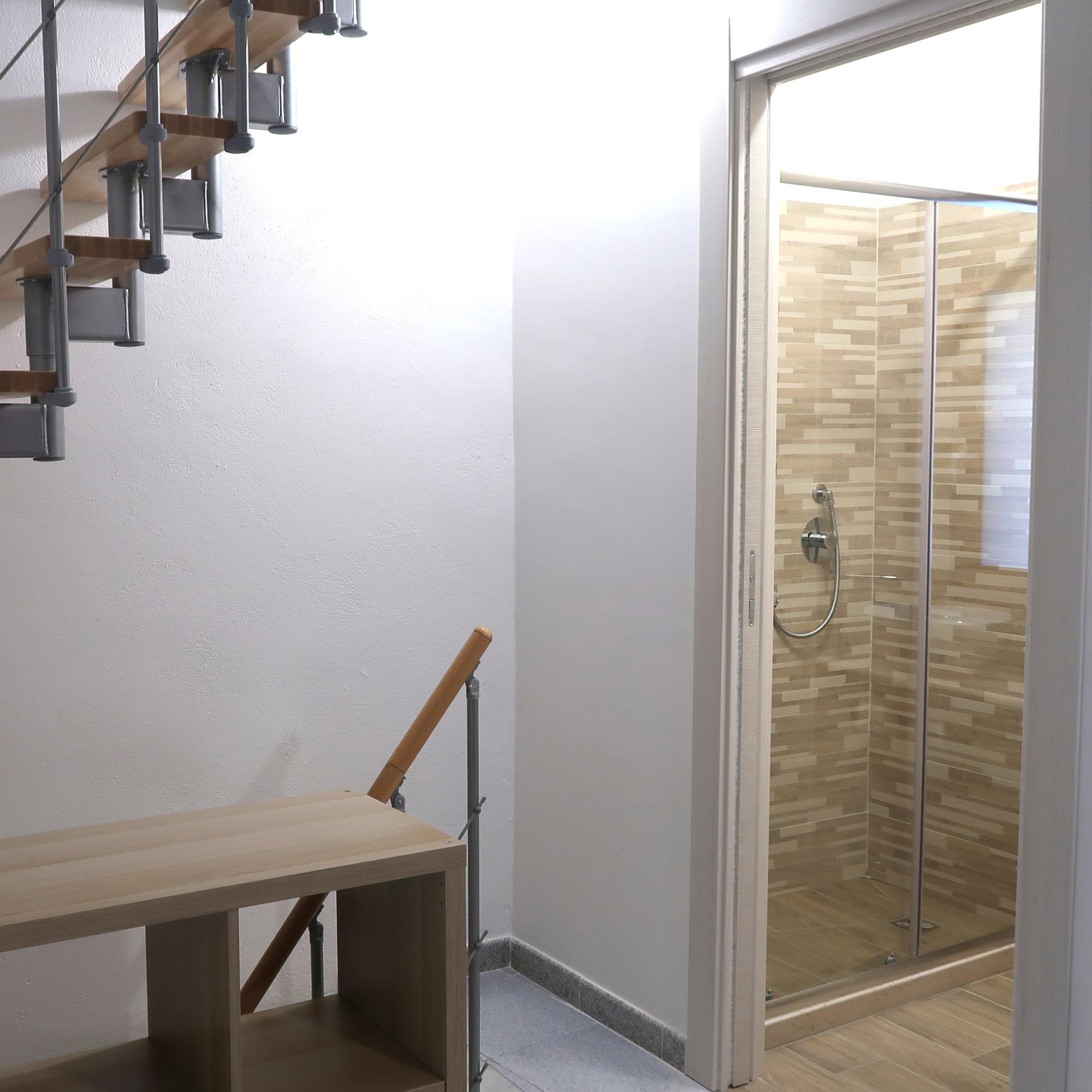 Ingresso bagno - Primo piano