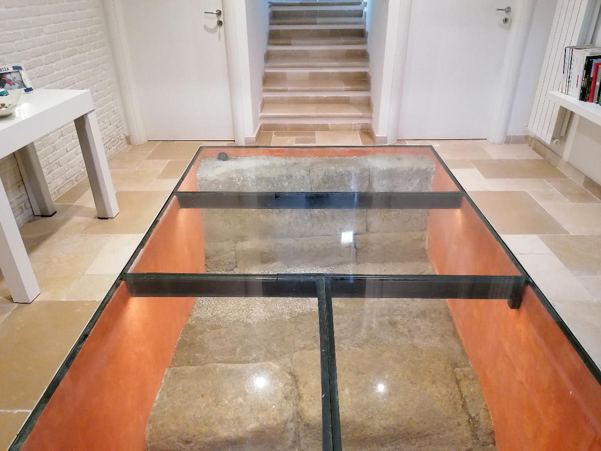 STRADA ROMANA IN VETRO DEL SECOLO II D.C