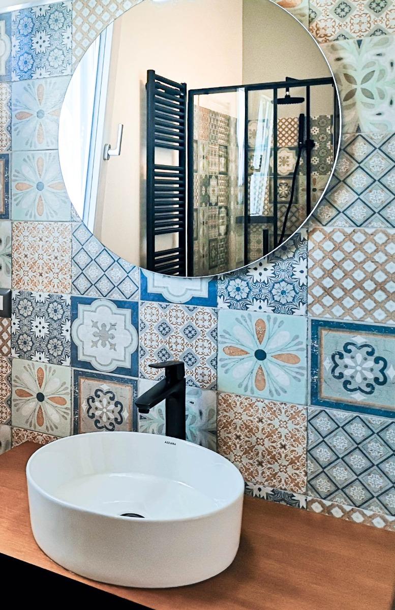 bagno piano primo con doccia