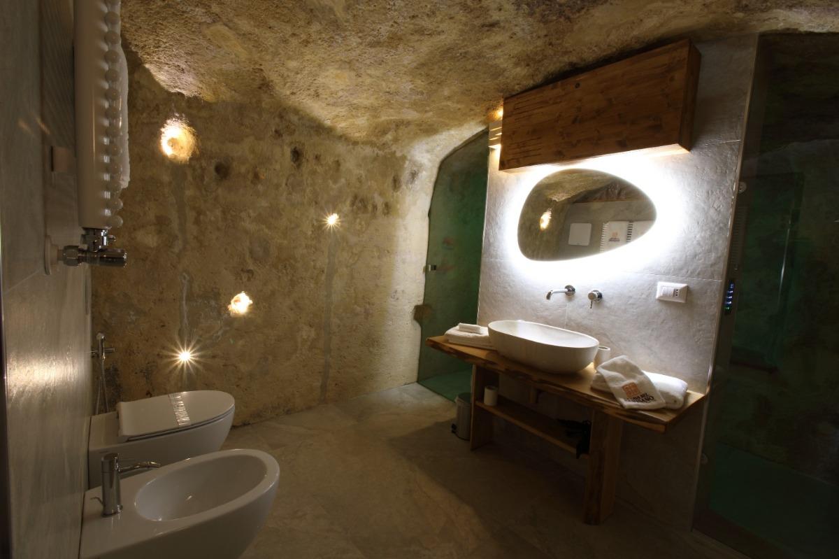 La Cava nel Barisano Suite - Bagno in grotta