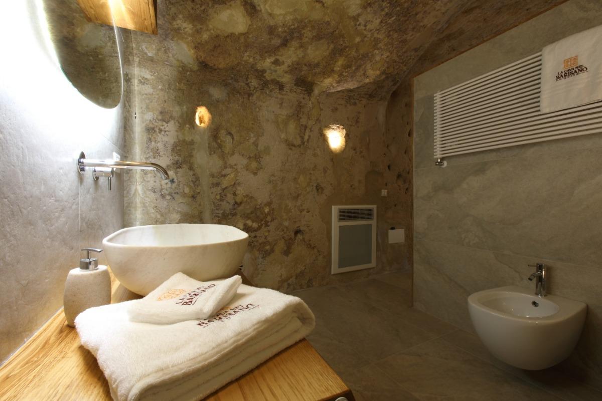 La Cava nel Barisano Suite - Bagno in grotta