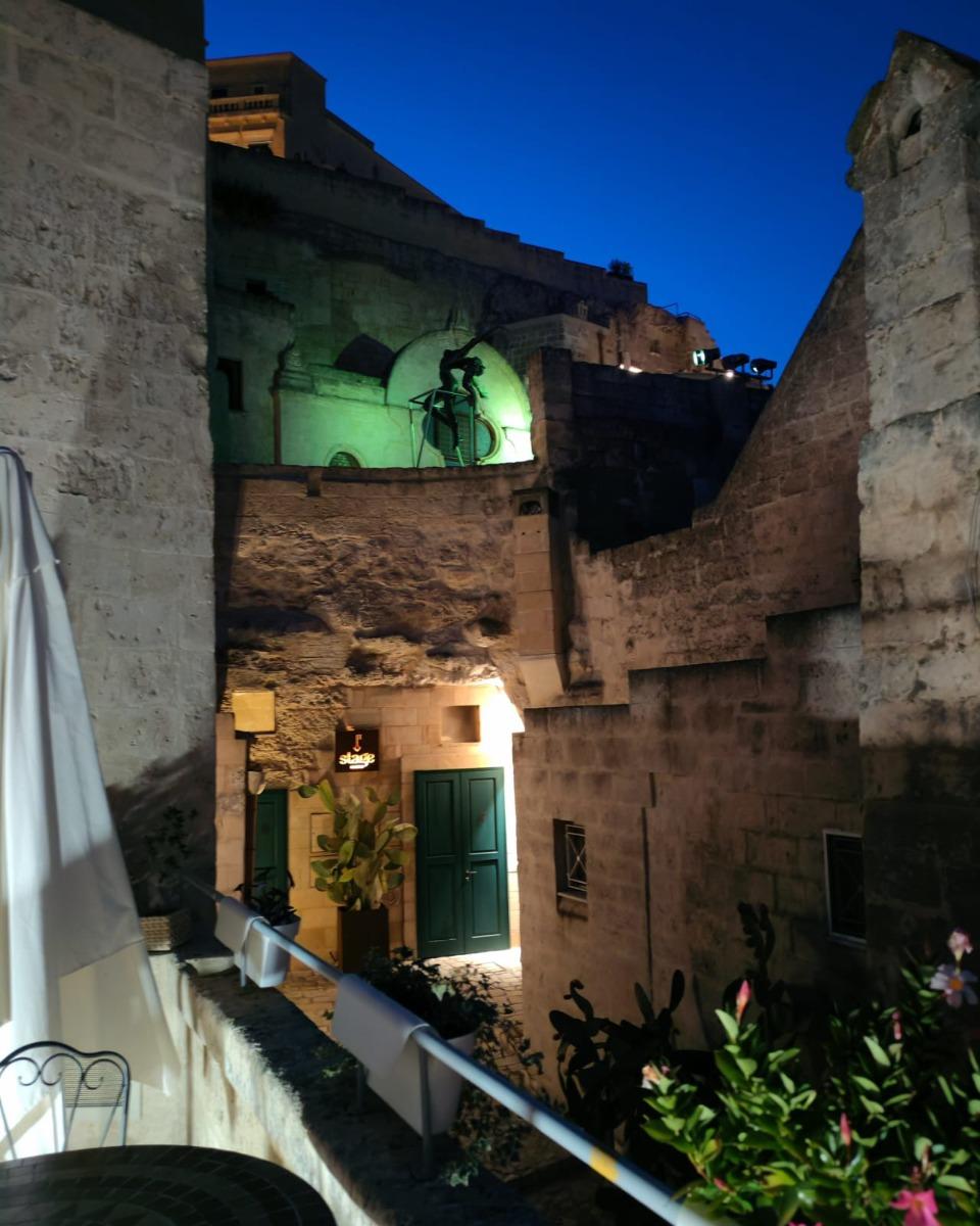 La Cava nel Barisano Suite - Veduta Sassi in Notturna da casa Chiesa San Pietro Barisano
