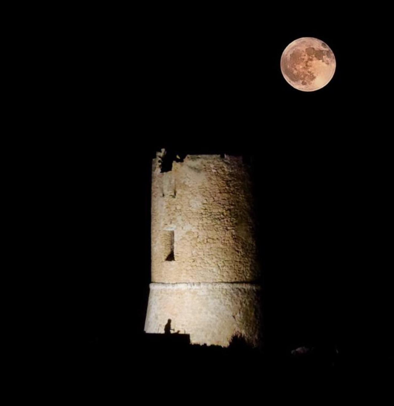 Torre porto La Caletta
