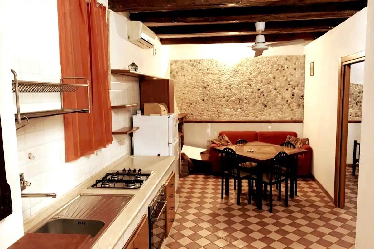 cucina e salotto