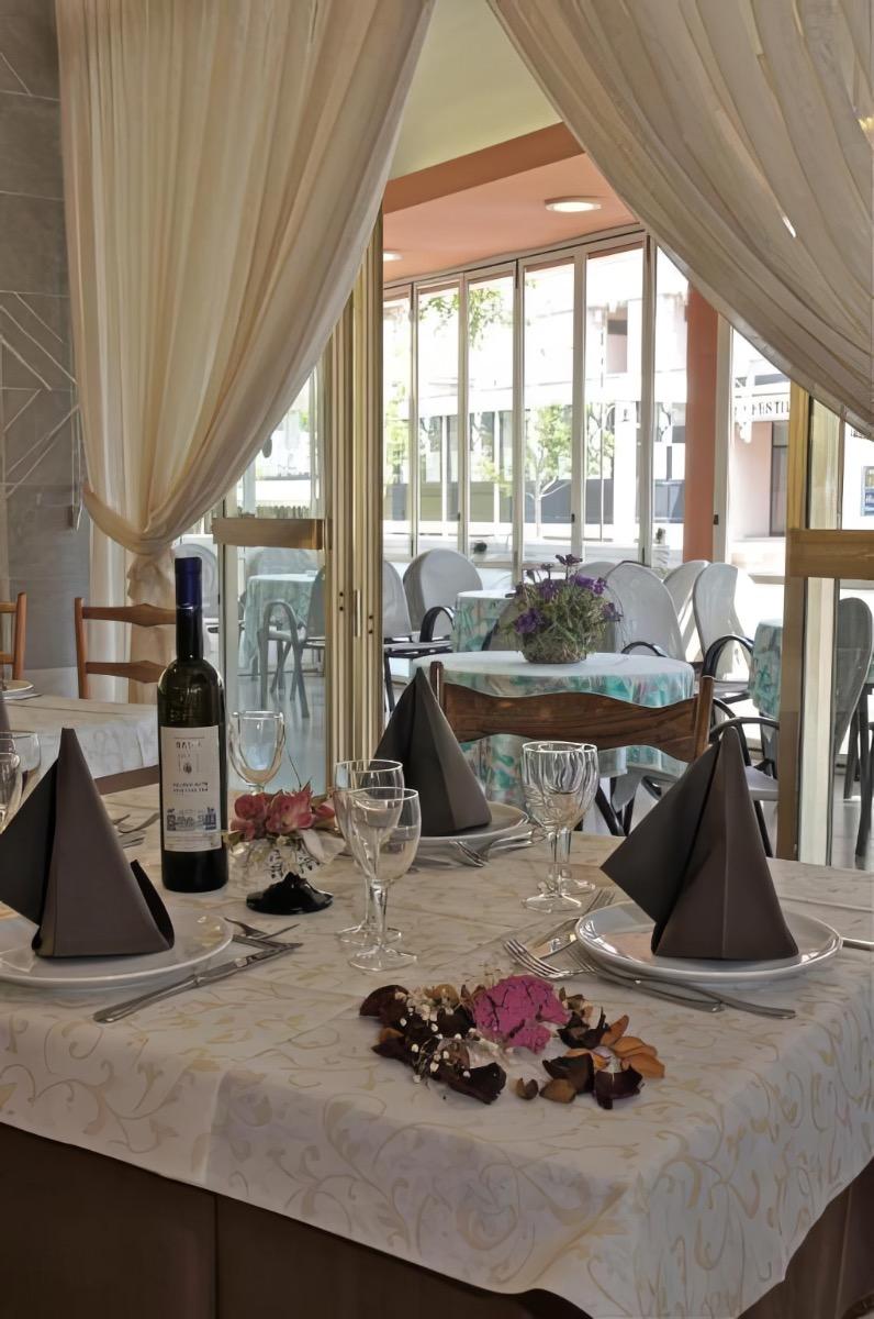 Il ristorante di HOTEL VICTORY