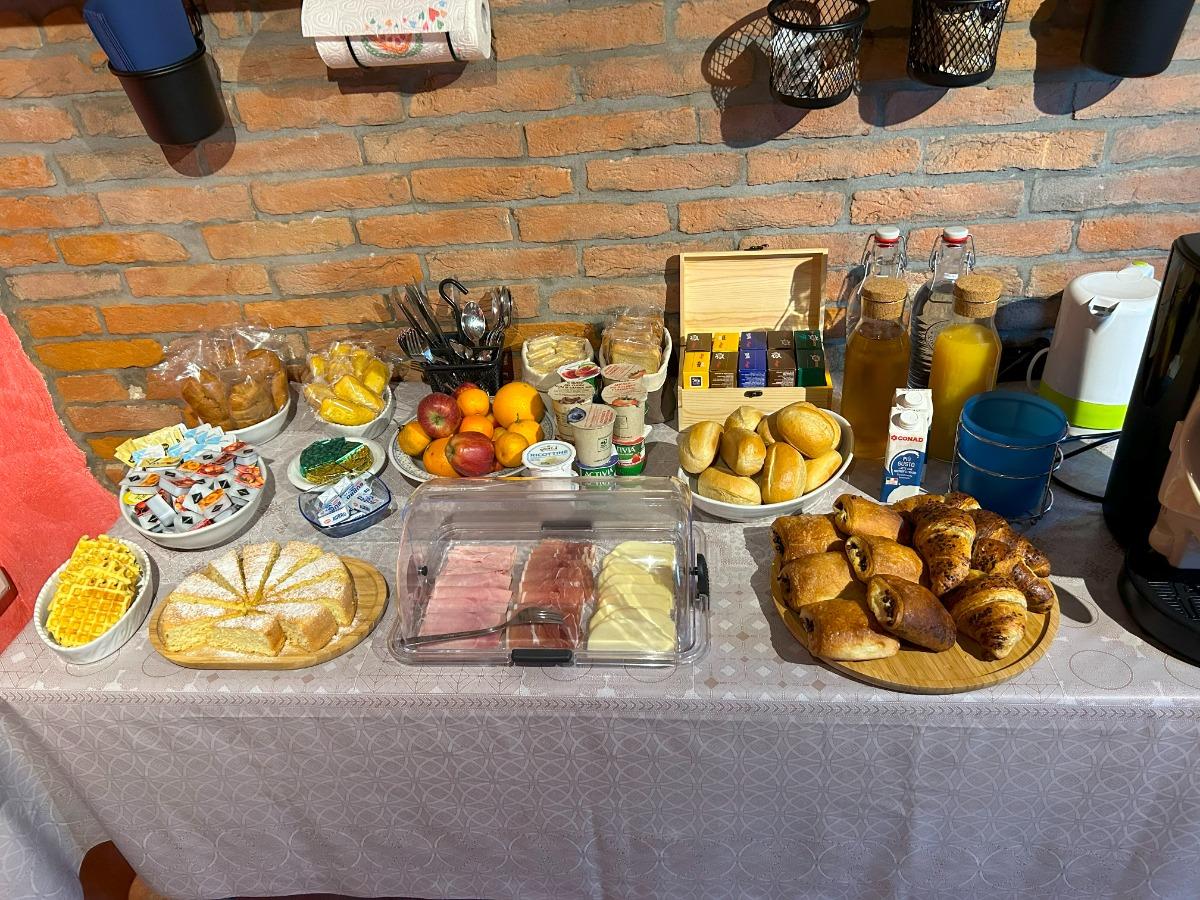 La colazione di B&B CASOLARE FRATINA