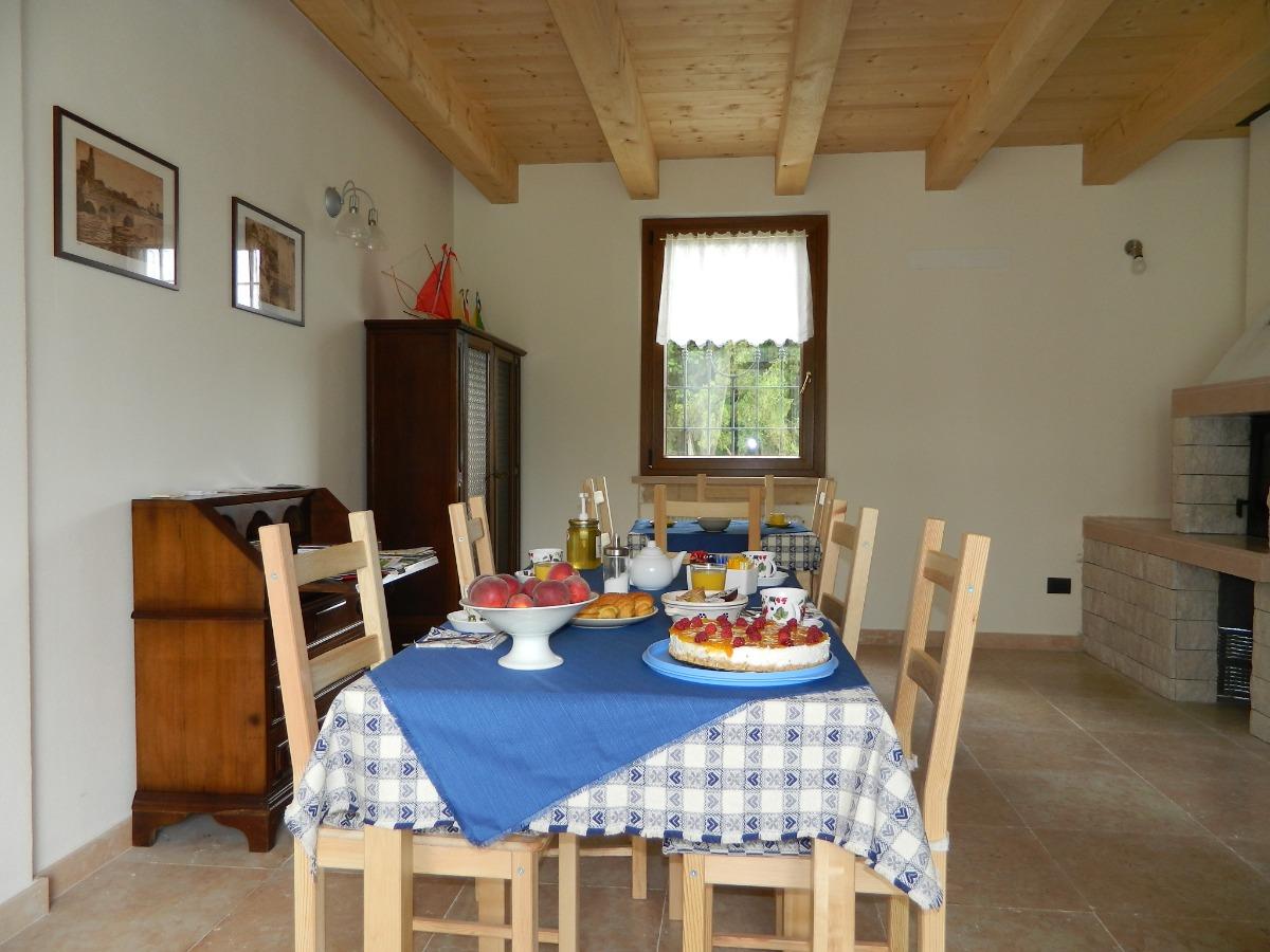 La colazione di B&B CORTE PREARE