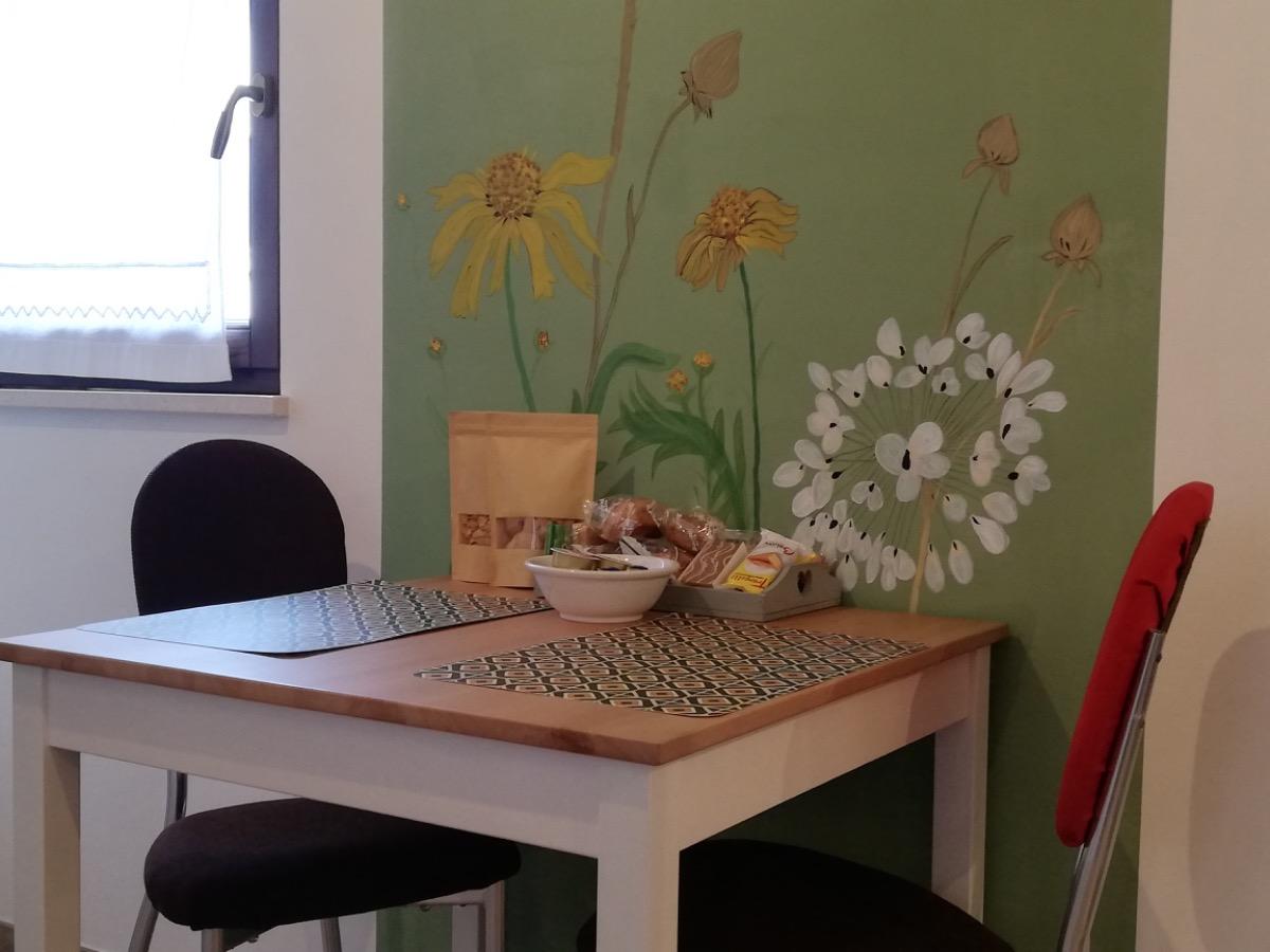 Tavolino per colazione