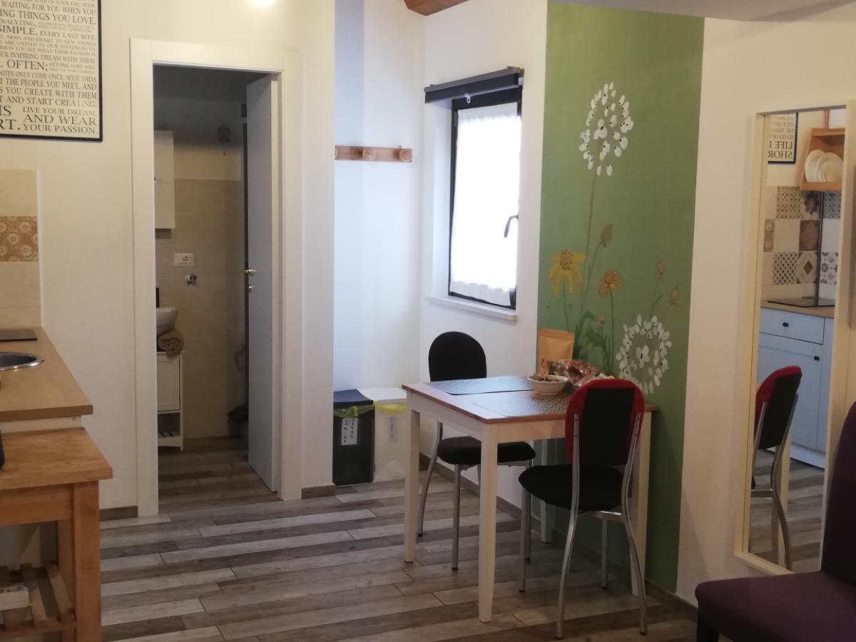 Tavolino per colazione