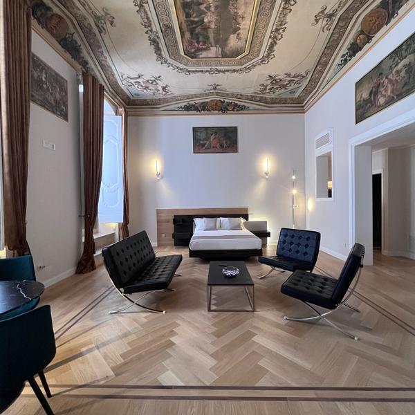  Corso Grand Suites