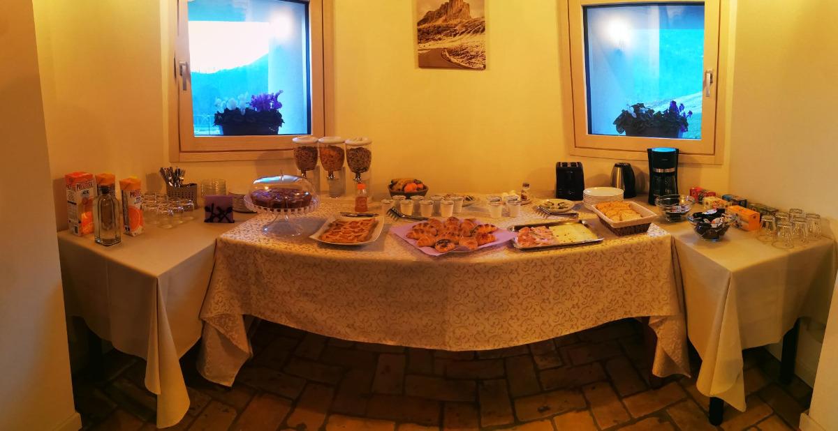 La colazione di CASA BORRIERO FARMHOUSE