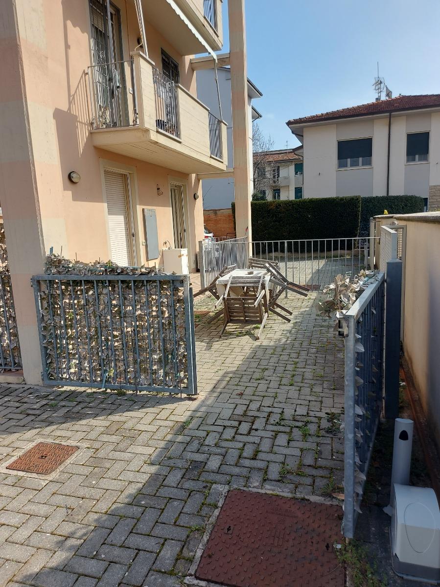 cancello Giardino Privato