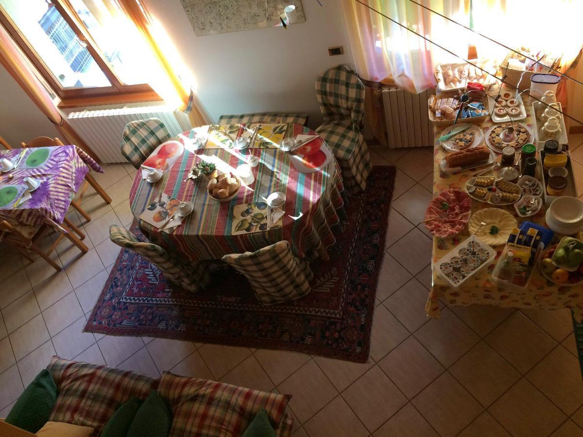La colazione di B&B VILLA VERDE