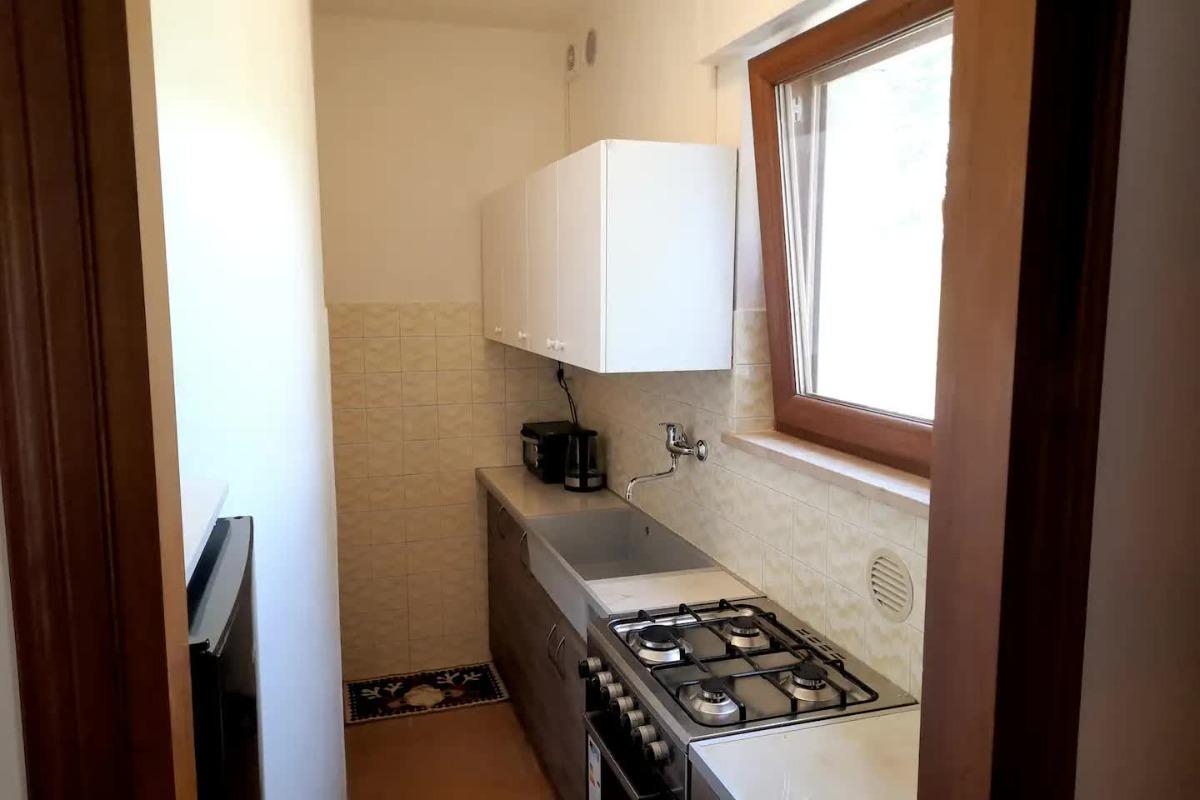 Piccola ma attrezzata cucina