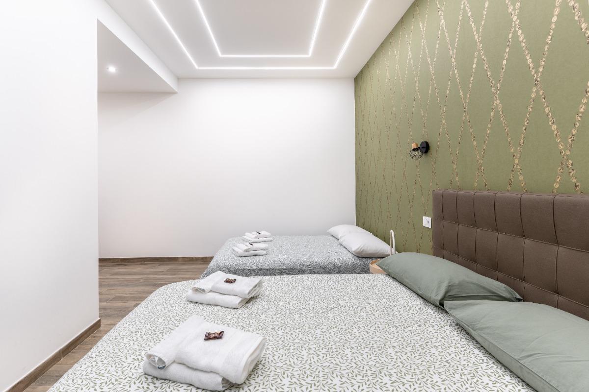 Comfortable Triple Room with hotel like equipment.