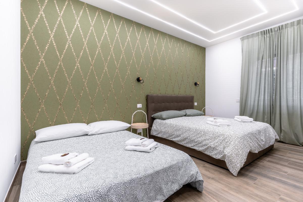 Comfortable Triple Room with hotel like equipment.