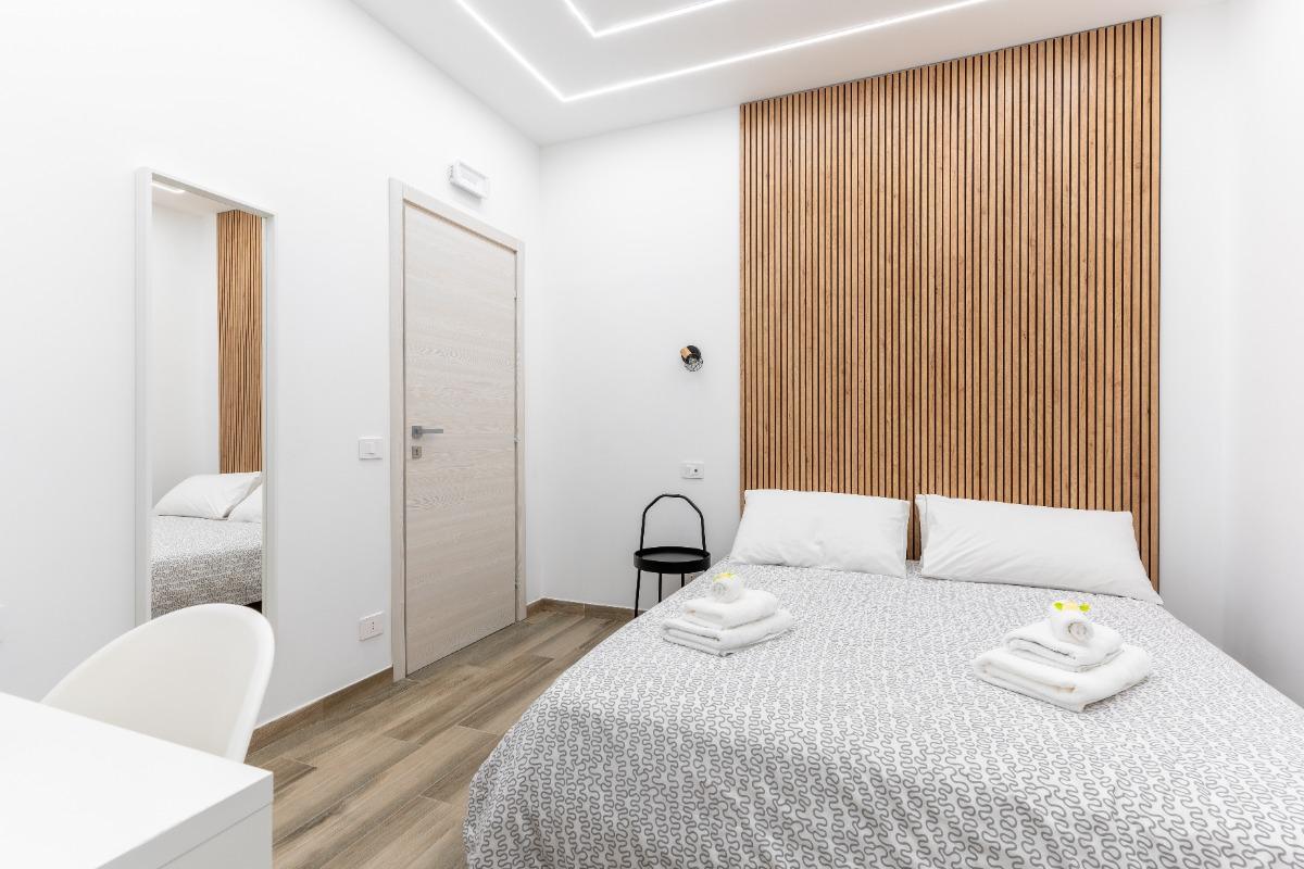 Comfortable Double Room with hotel like equipment.