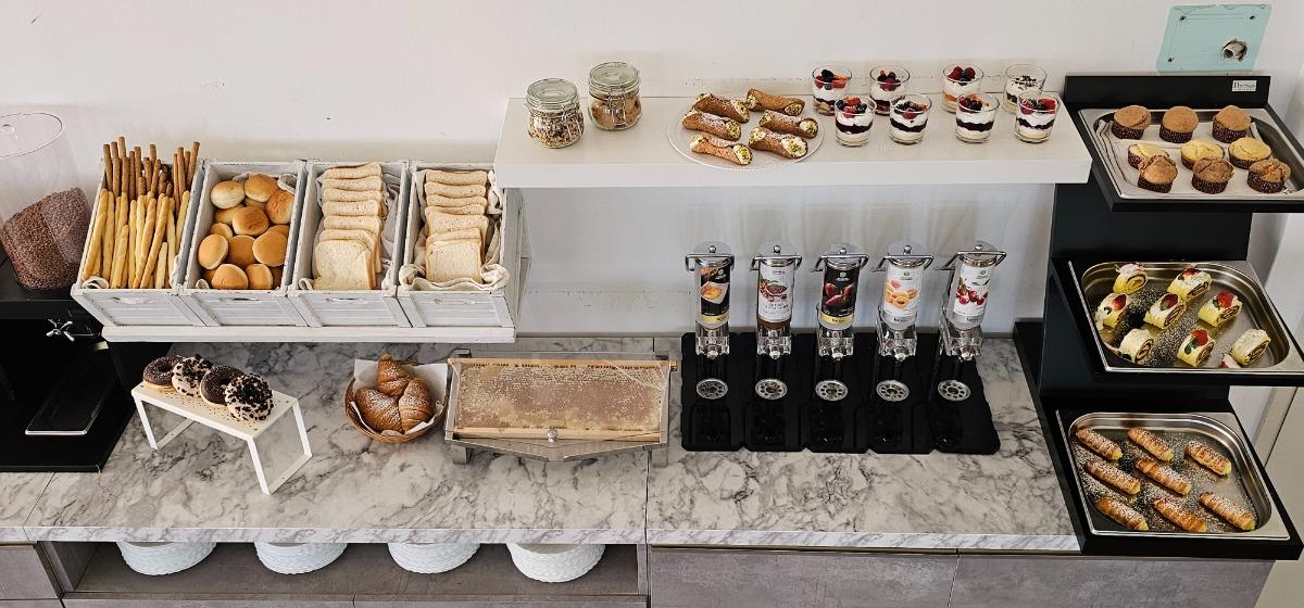 La colazione di HOTEL MIRAGE