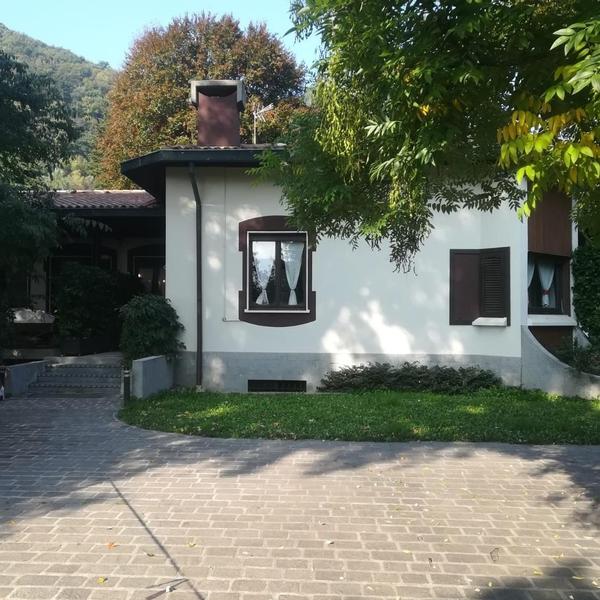  Villa Paradis