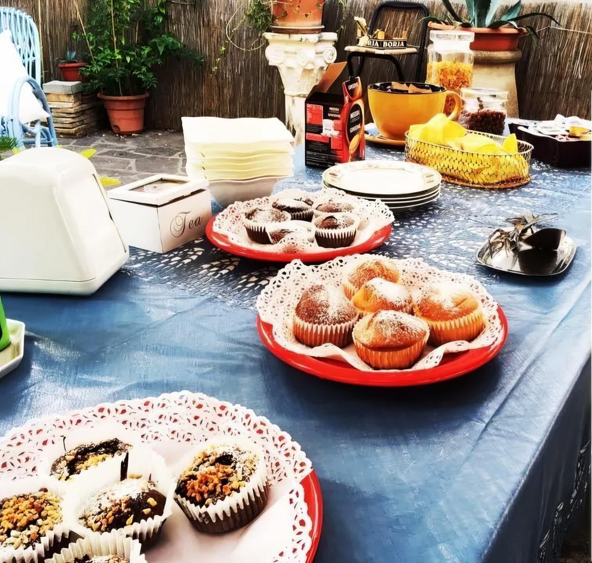 La colazione di B&B A CASA DI MAEL