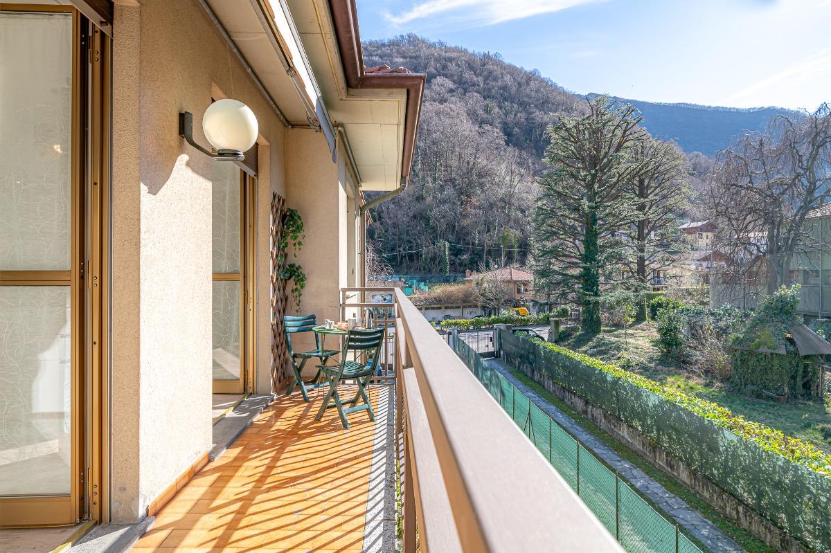 vista balcone soggiorno