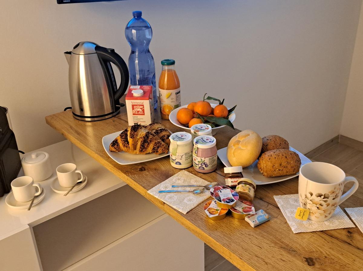 La colazione di B&B CASA AVISIO