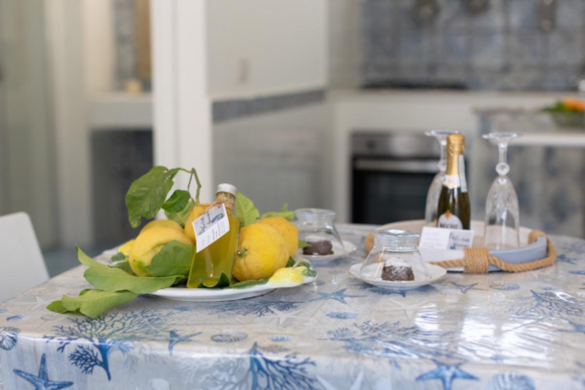 La colazione di B&B LA BELLA ANNACAPRI