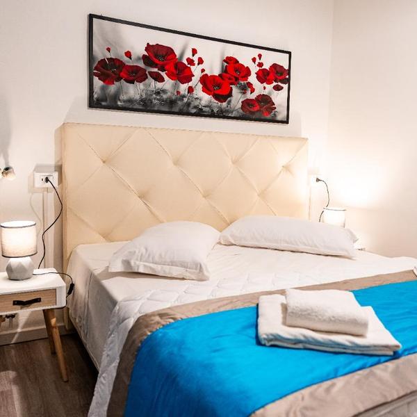  Florence Rooms Novella