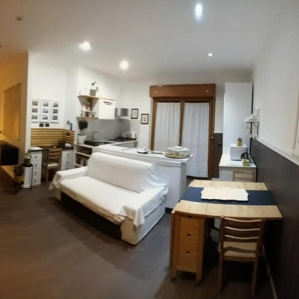  Host Roma Nord