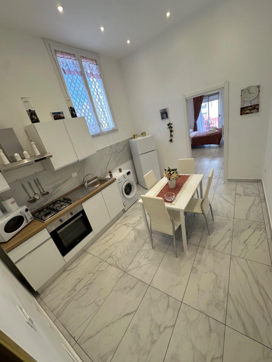 Residenza MarVin De Curtis Napoli book