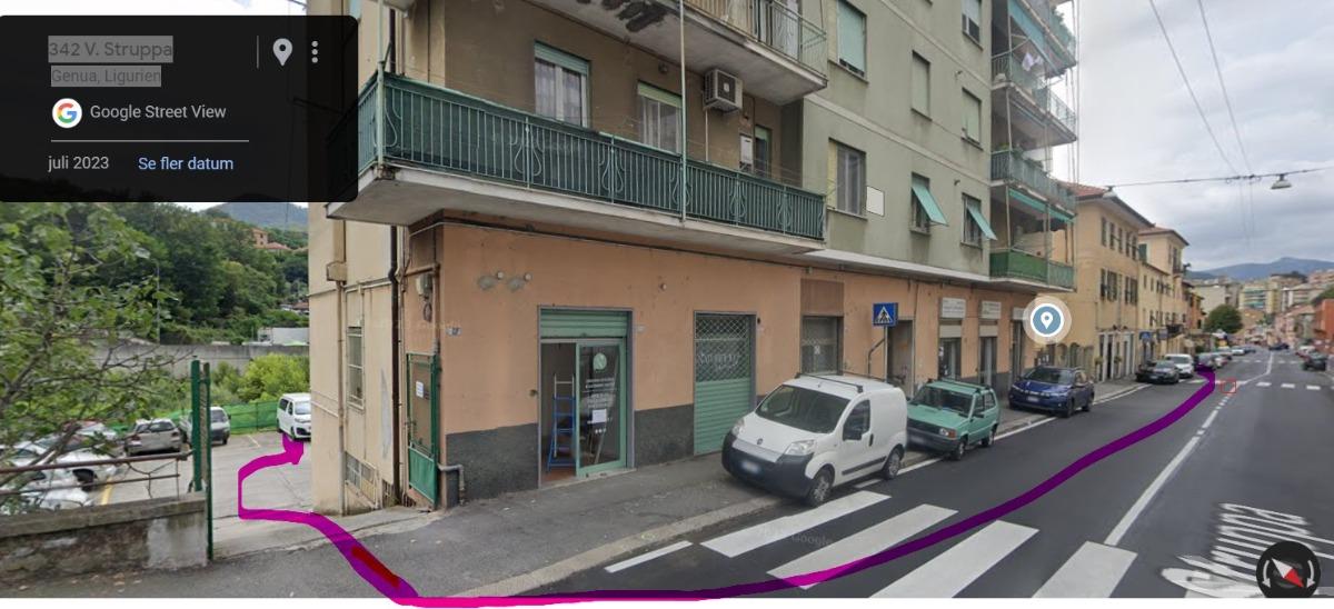 Parcheggio privato all´aperto a 50 metri dall´appartamento.