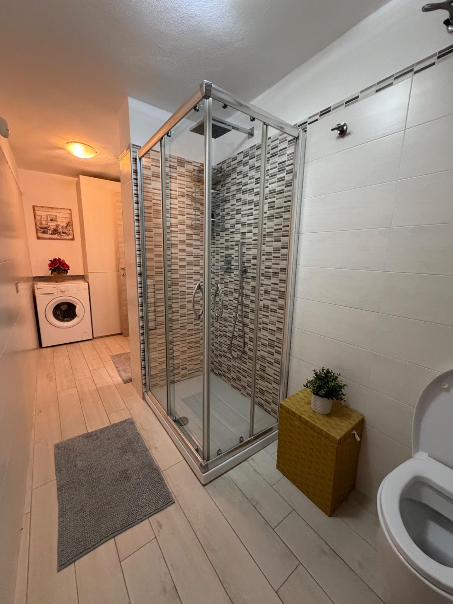 Percorso per la  Spiaggia del Margine Rosso